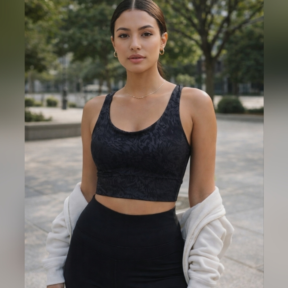 Old Navy PowerSoft Longline Sports Bra Black Pattern Light Support Activewear